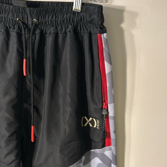 2 (X)IST Jogger Pants - Picture 2 of 11